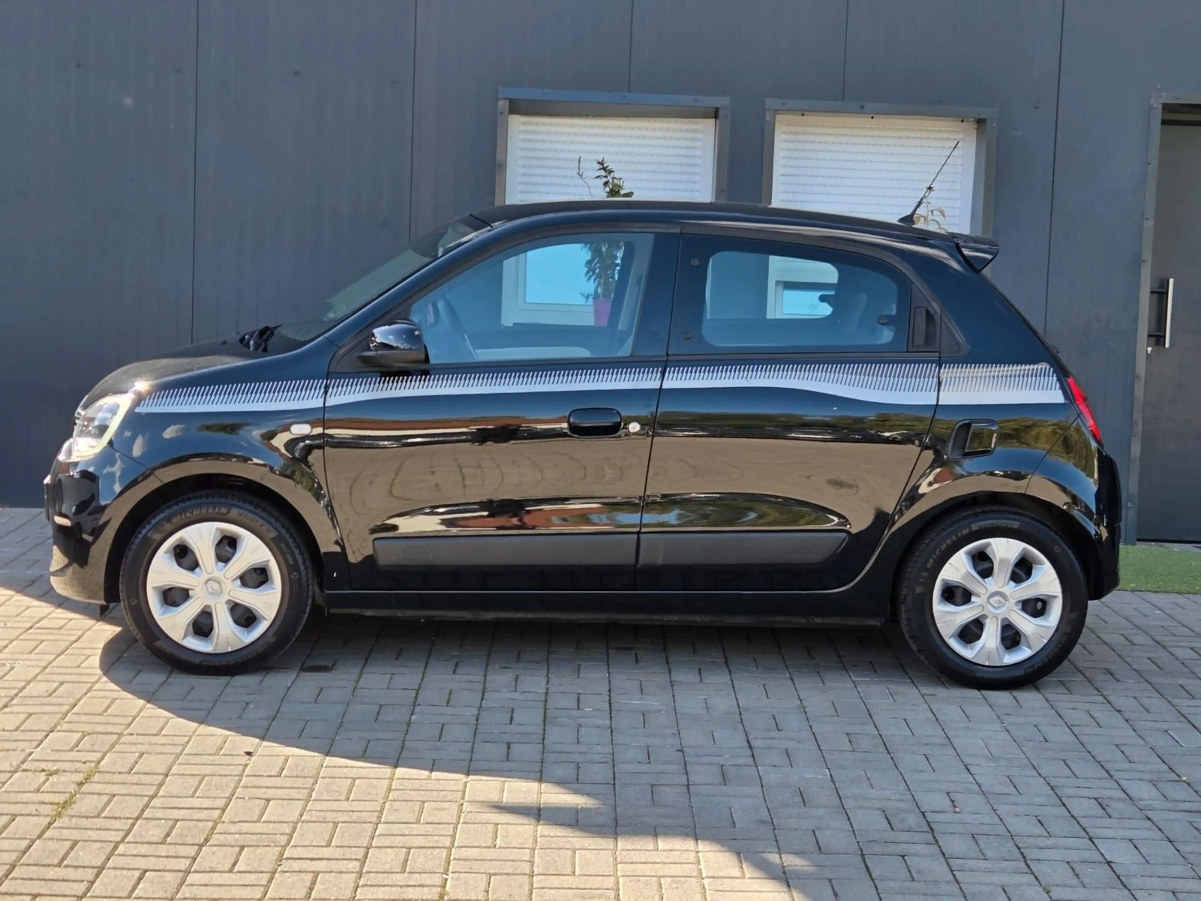 Renault Twingo Limited 1.0 /TEMPOMAT/KLIMAANLAGE — photo 6