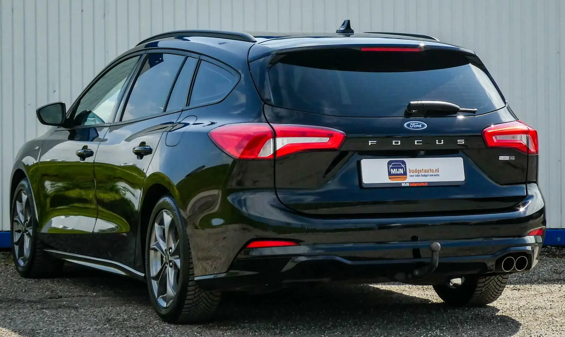 Ford Focus Wagon 1.0 EcoBoost Hybrid ST Line Business Negro - 2
