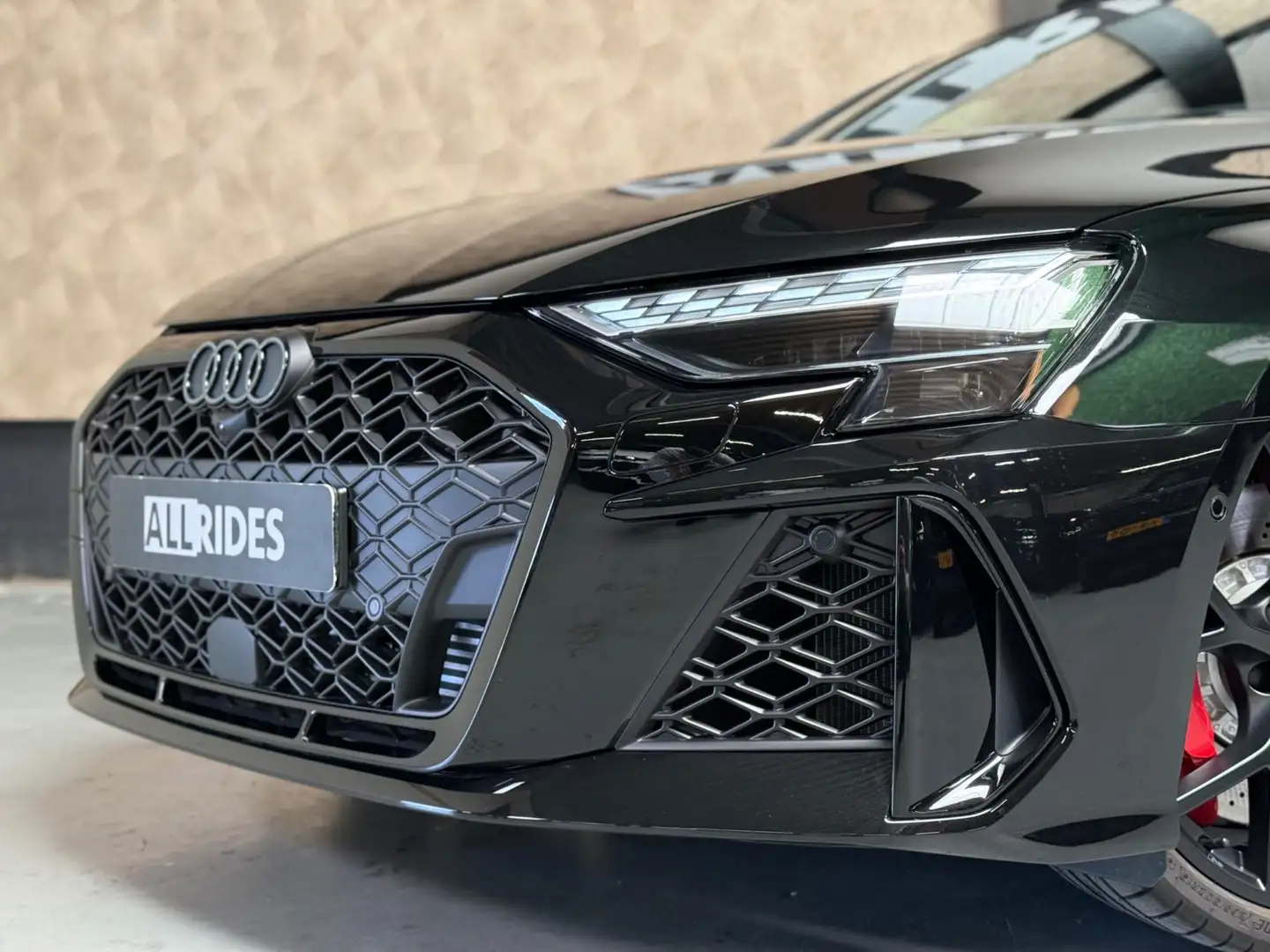 Audi RS3 Sportback 2.5 TFSI RS 3 quattro | Pano | carbon | Zwart - 2