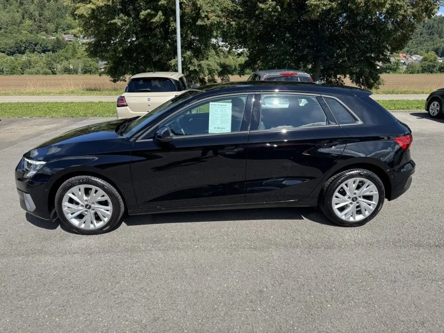 Audi A3 30 TFSI Sportback advanced Noir - 2