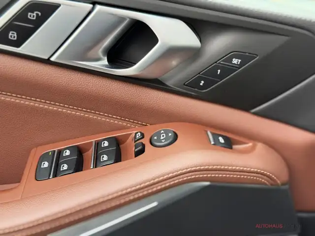 BMW X5 view 14