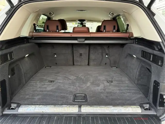 BMW X5 view 7