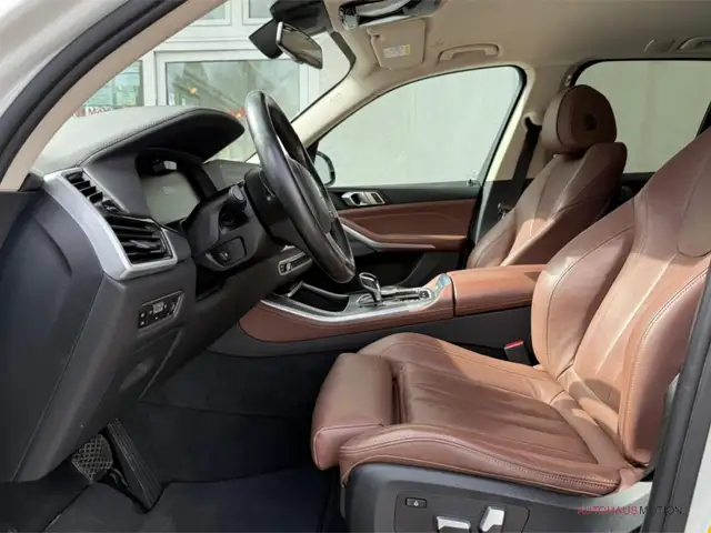 BMW X5 view 12