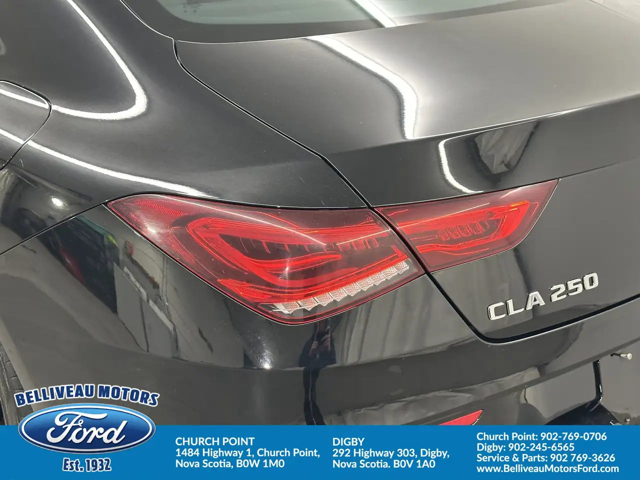 Mercedes-Benz CLA снимка Mercedes-Benz CLA