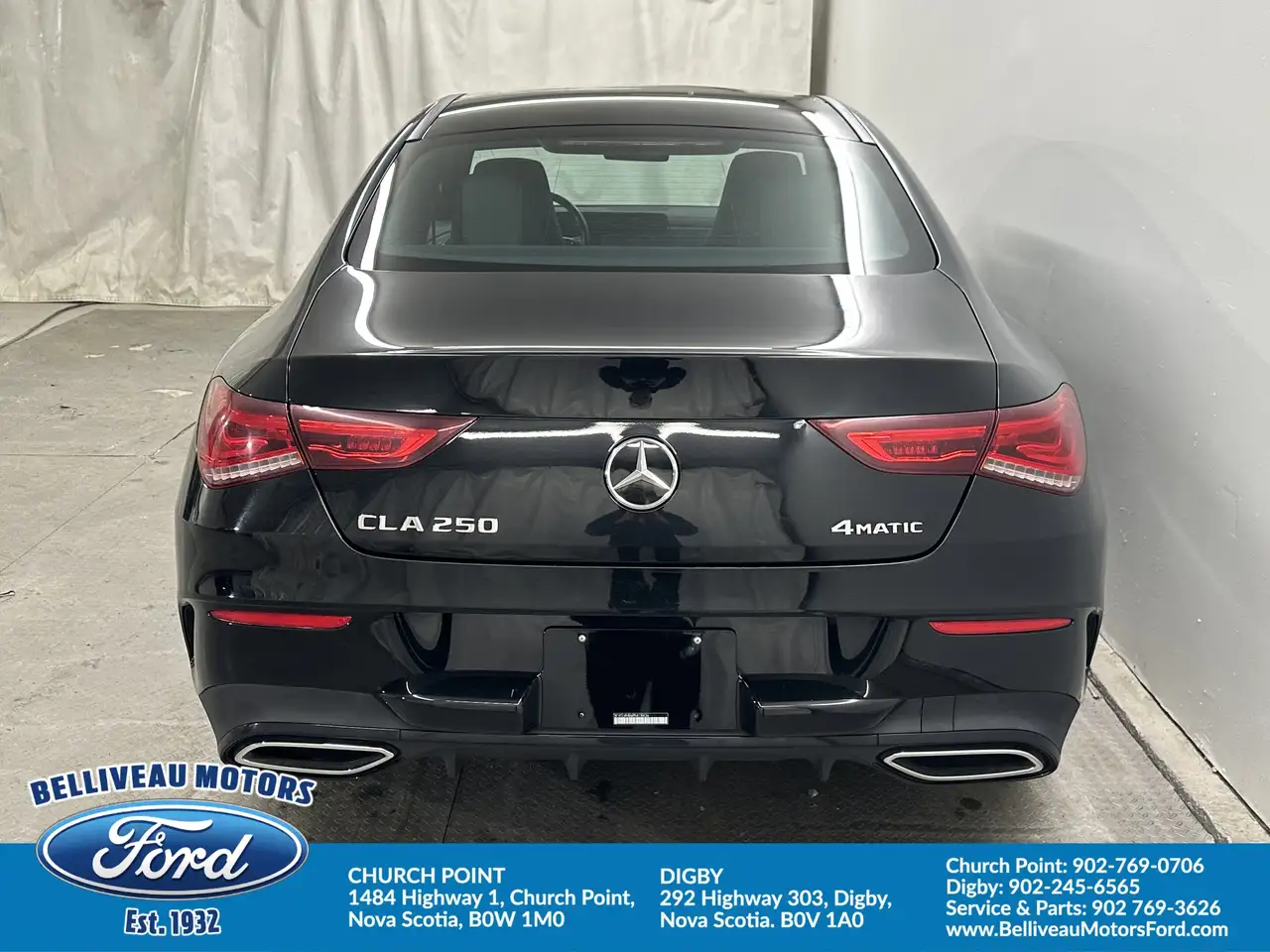 Mercedes-Benz CLA снимка Mercedes-Benz CLA