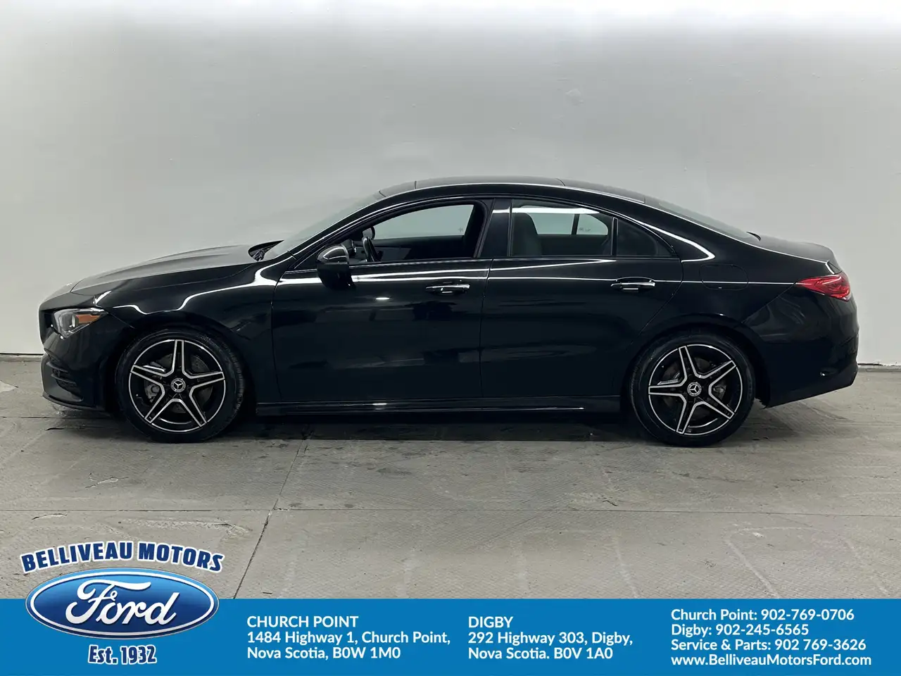 Mercedes-Benz CLA снимка Mercedes-Benz CLA