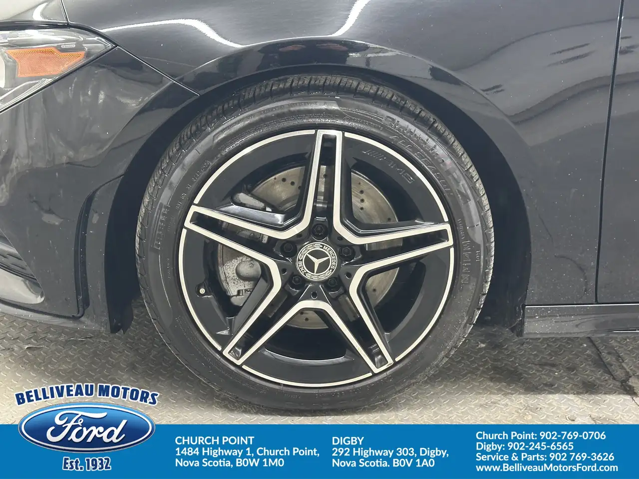 Mercedes-Benz CLA снимка Mercedes-Benz CLA