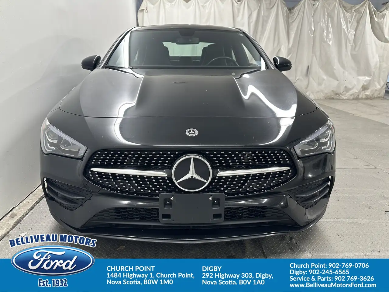 Mercedes-Benz CLA снимка Mercedes-Benz CLA