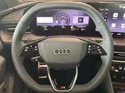 Audi SQ5 2026 — фото 11