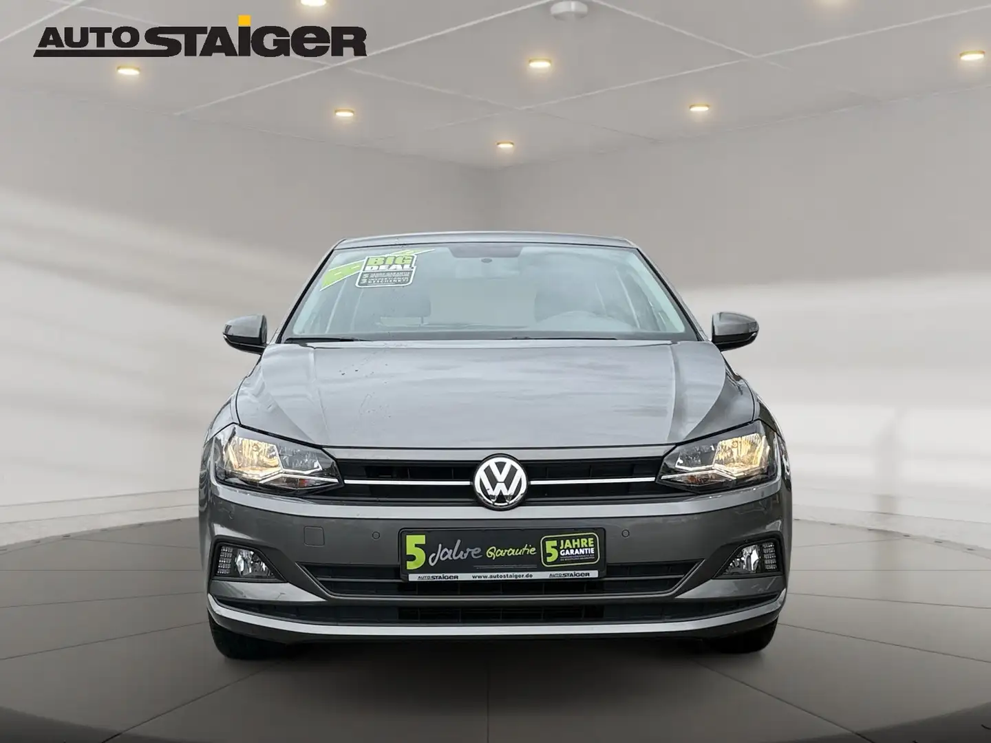 Volkswagen Polo VI 1.0 TSI Comfortline Sitzheizung Grau - 2