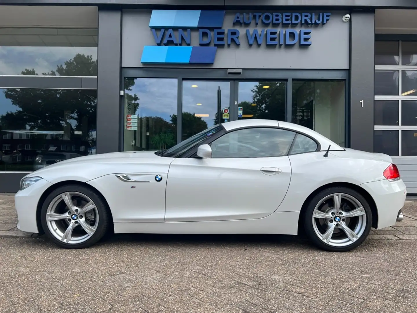 BMW Z4 SDRIVE M-SPORT AUTOM. ORIGINEEL NEDERLANDS Wit - 2