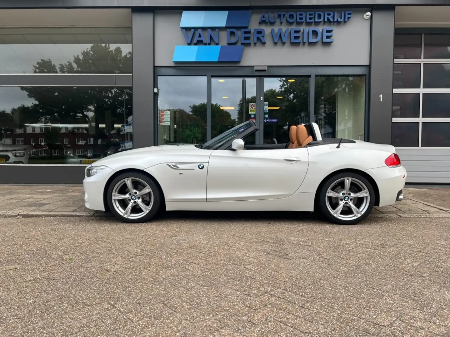 BMW Z4 SDRIVE M-SPORT AUTOM. ORIGINEEL NEDERLANDS Wit - 1