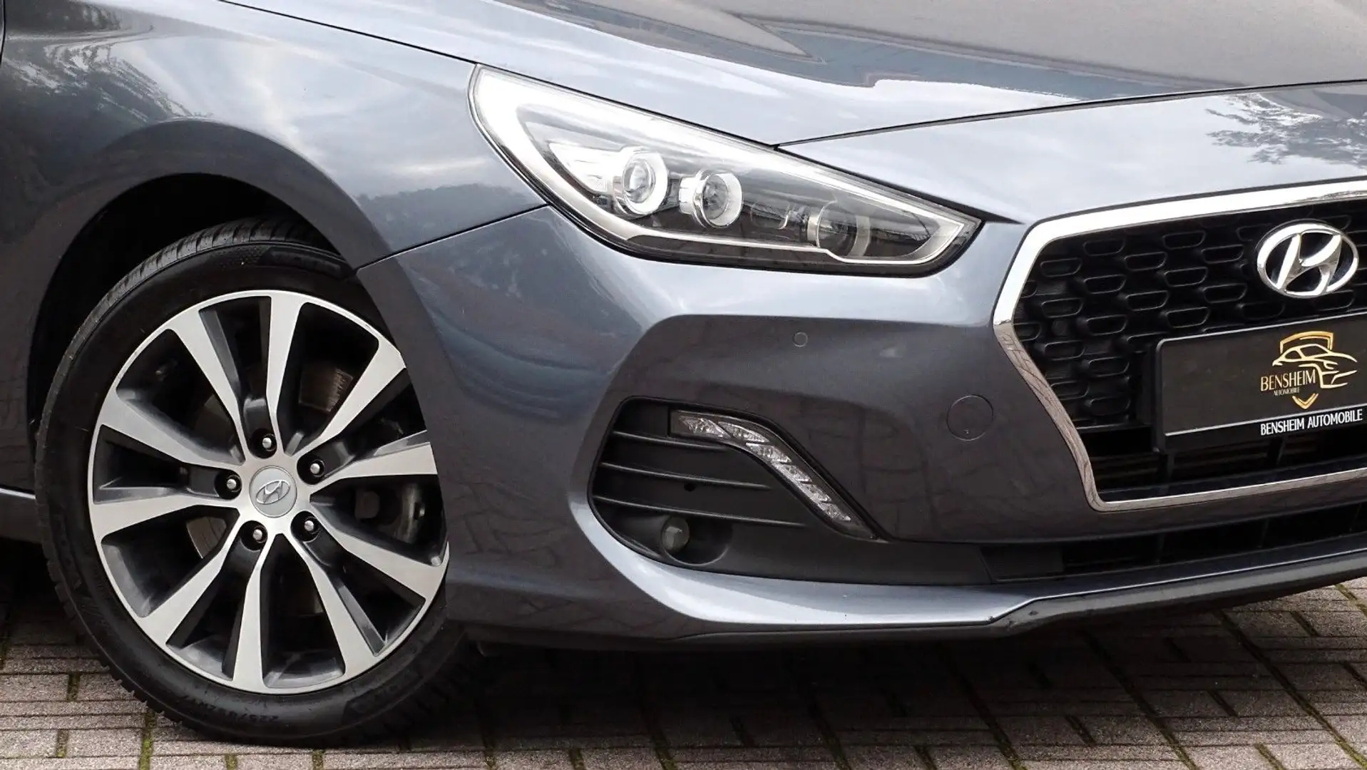 Hyundai i30 |1.Hand|LED|Kamera|Keyless|SHZ|LHZ|CARPlay| Grau - 2