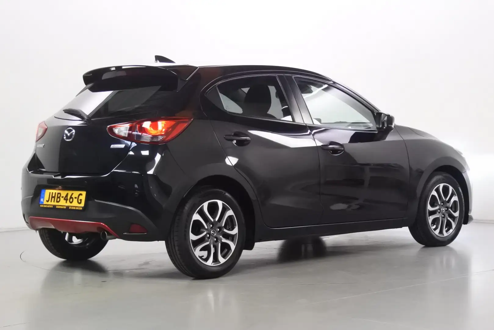 Mazda 2 1.5 90pk Sports-line Zwart - 2