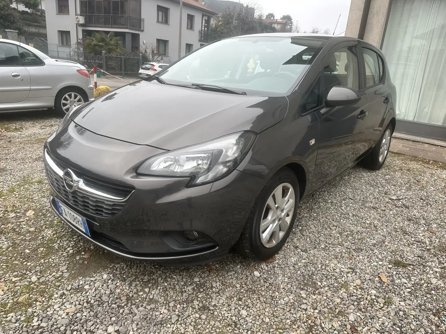 Opel Corsa 5p 1.2 b-Color - 2