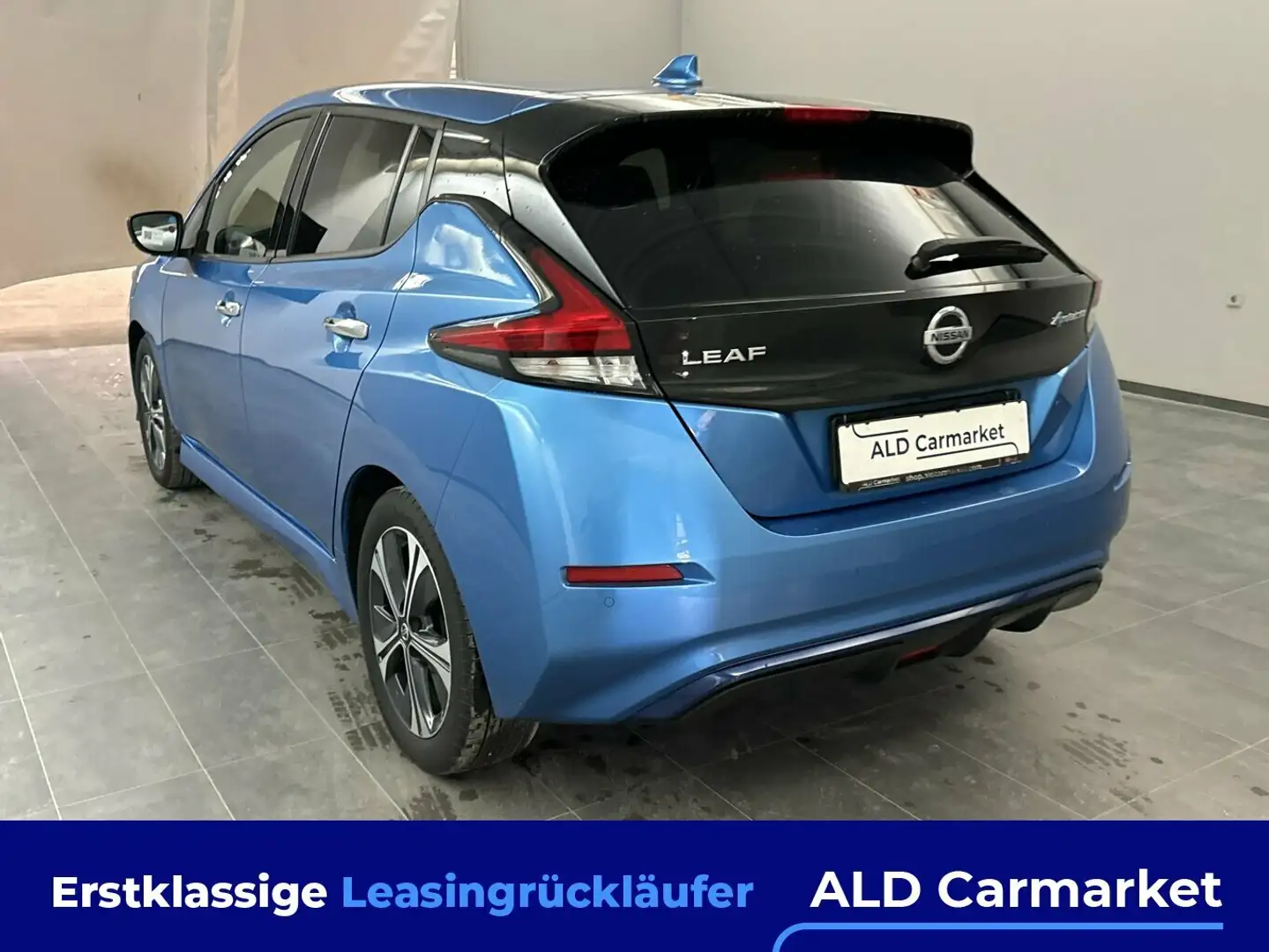 Nissan Leaf 40 kWh Tekna Limousine, 5-türig, Direktantrieb, 1- Blau - 2