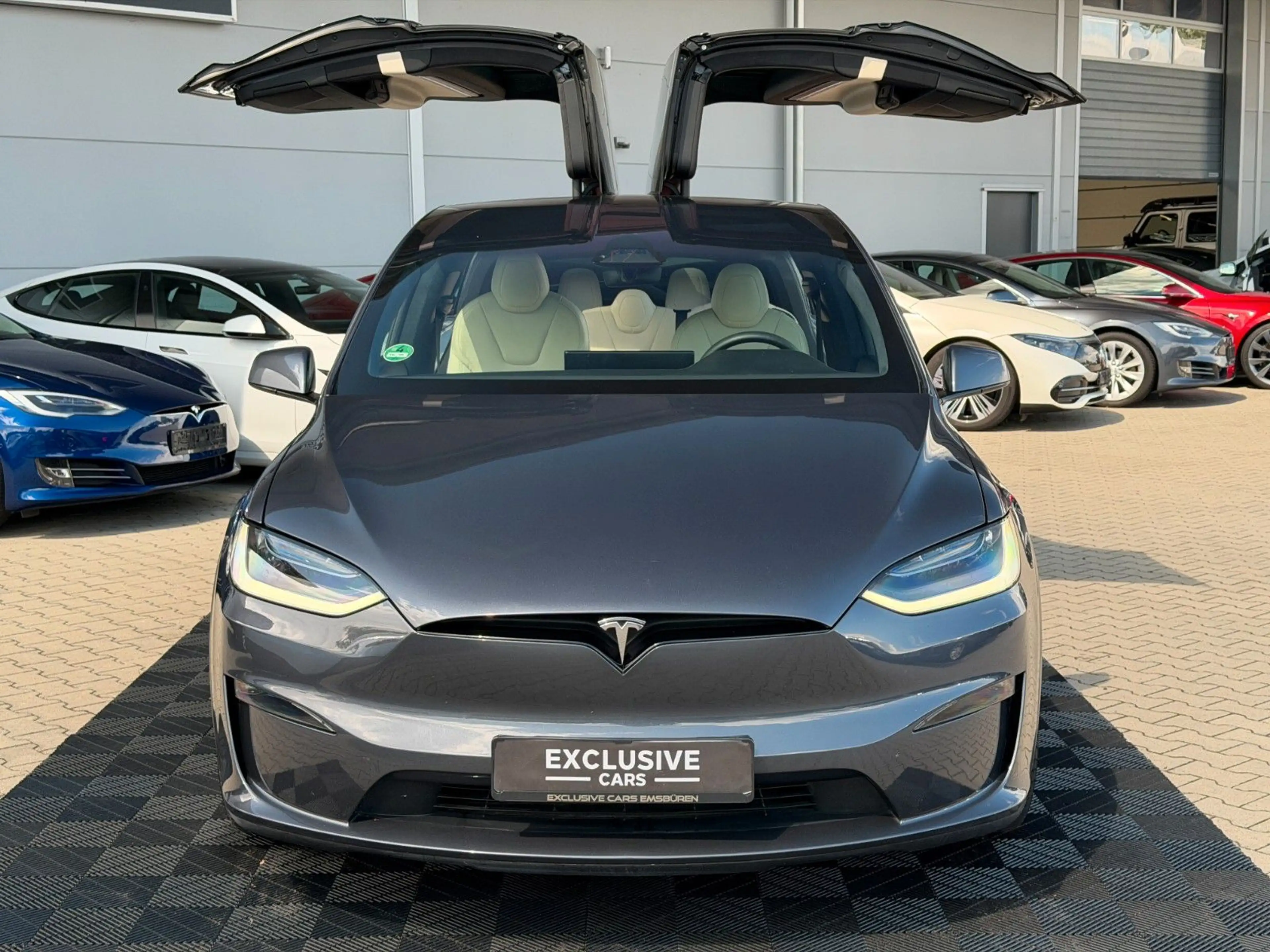 Tesla Model X MODEL X PALLADIUM |  HW 4 USS | 7 SEATER | — photo 3