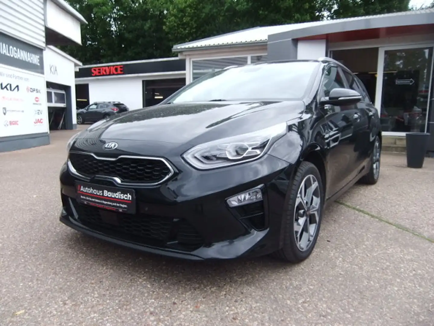 Kia Ceed / cee'd SW 1.6 CRDi Platinum Edition Schwarz - 1