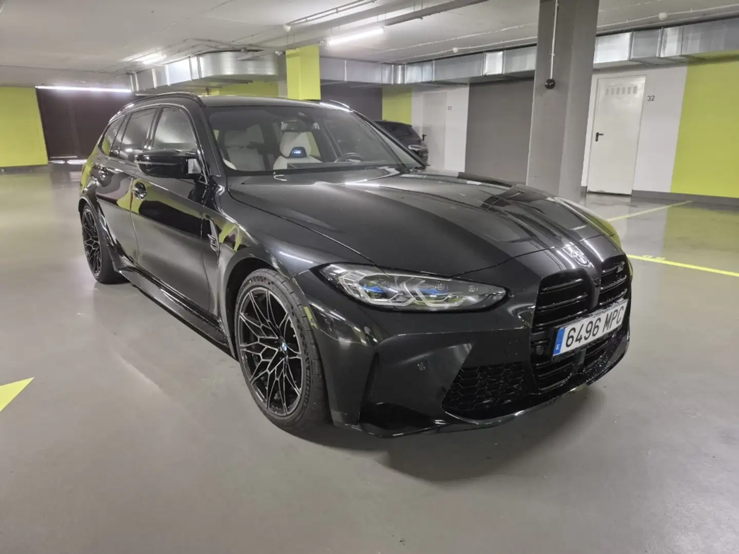BMW M3 Competition Touring MxDrive Negro - 2