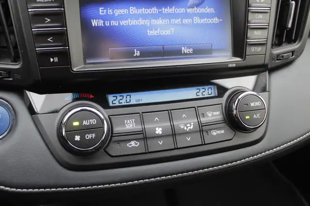 Toyota Rav4 view 13