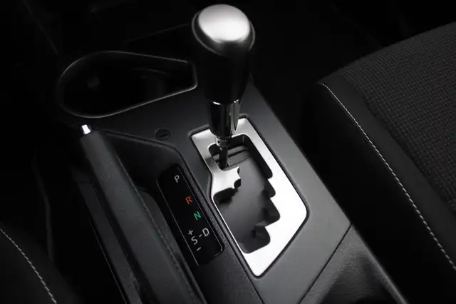 Toyota Rav4 view 15