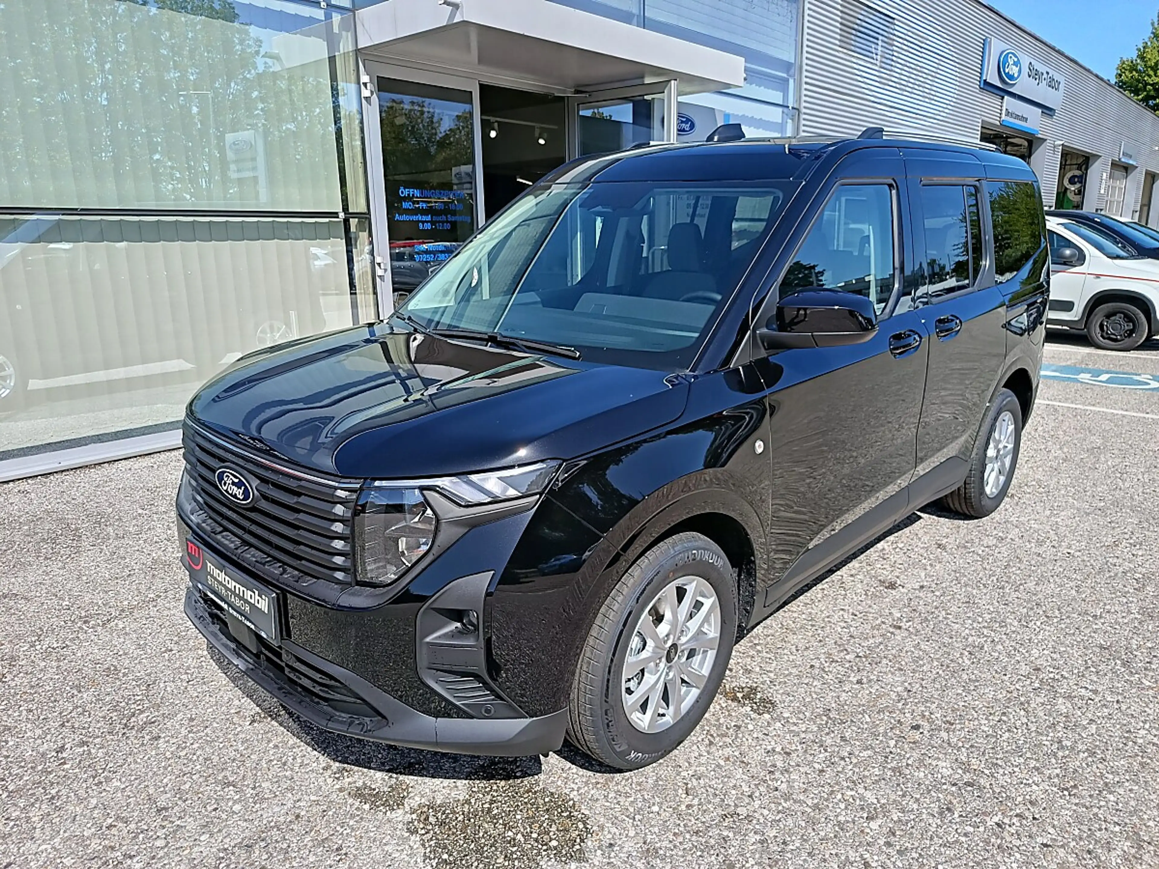 Ford Tourneo Courier 1,0 EcoBoost Titanium