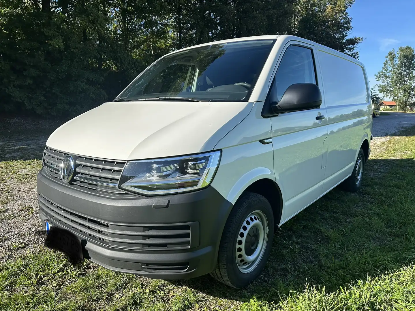 Volkswagen T6 Transporter 150 PS // 6 Gang // Klima // LED - 1