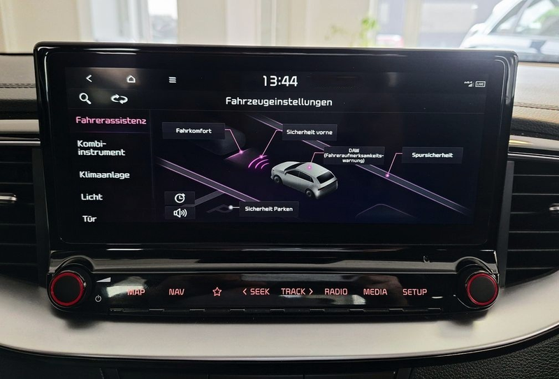 Kia Ceed / cee'd Hybrid Vision 1.Hand Navi Kamera DAB Scheckheft — photo 10