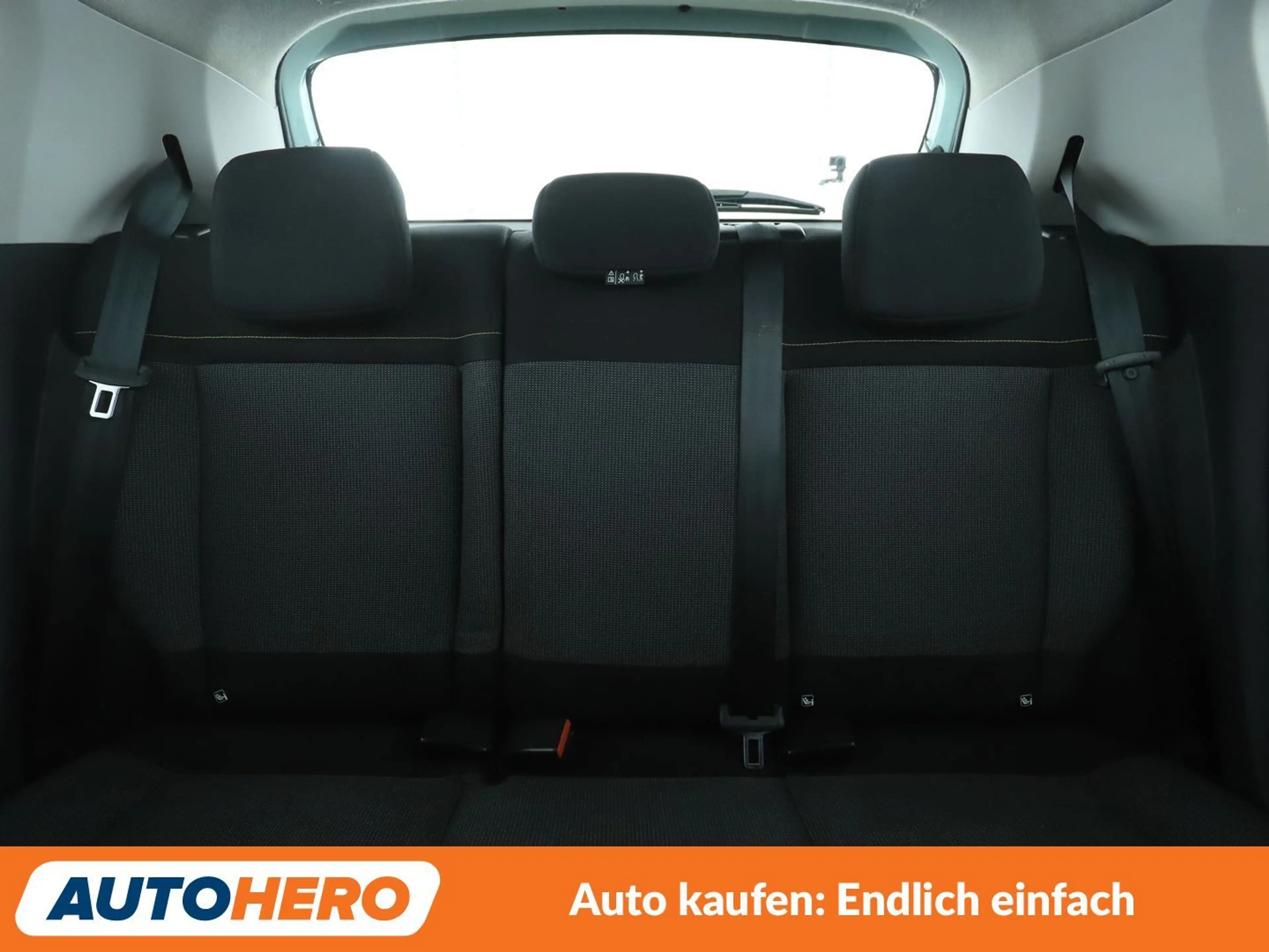 Citroen C3 1.2 PureTech Feel *TEMPO* — photo 15