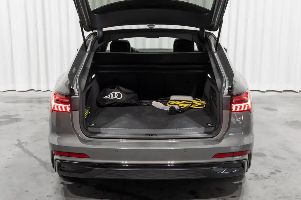 Audi A6 Avant 50 TFSIe Quattro S Line Pano Trekhaak Shadow Matrix ACC, миниатюра 20