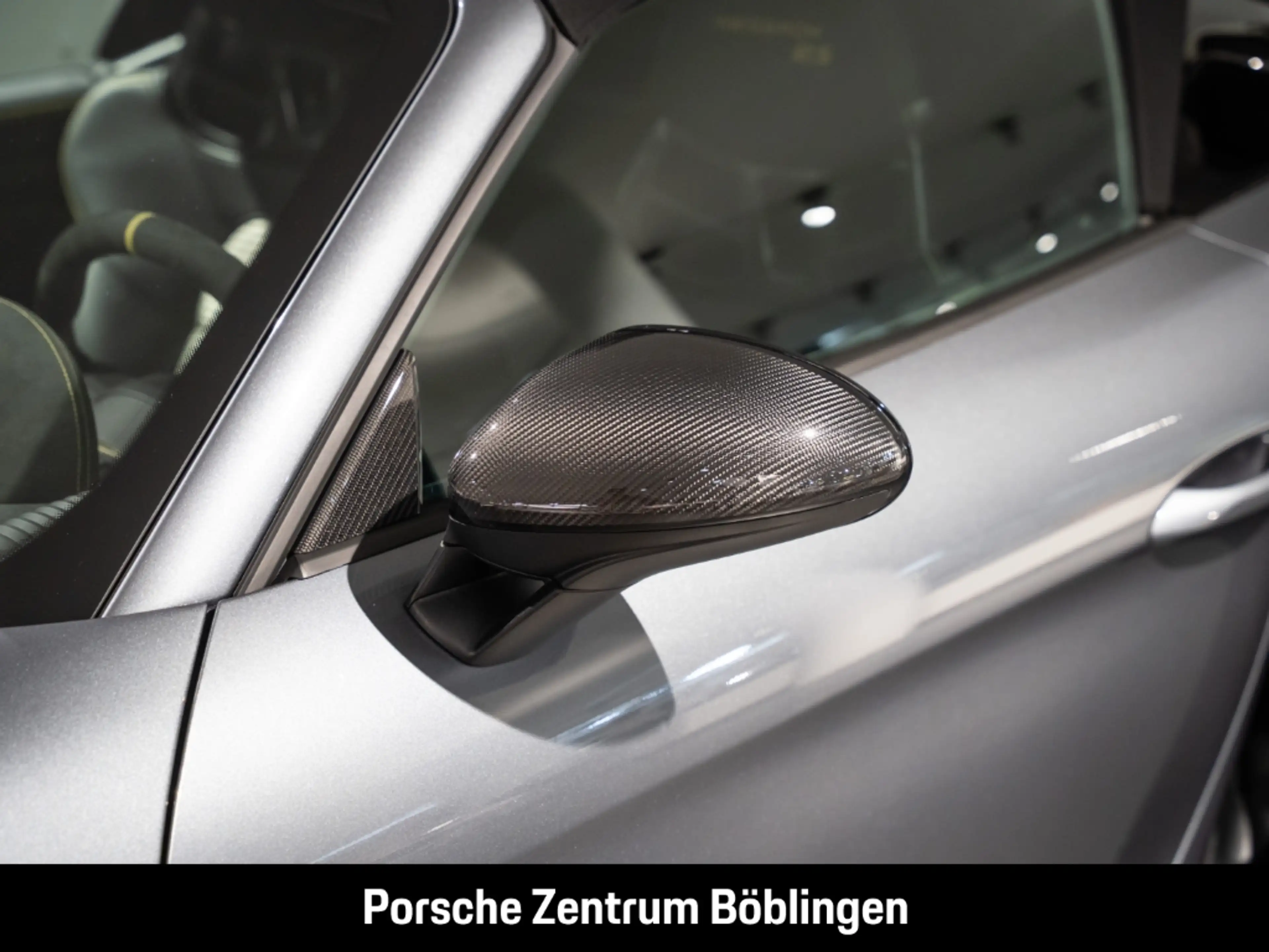 Porsche 718 Spyder RS — photo 15