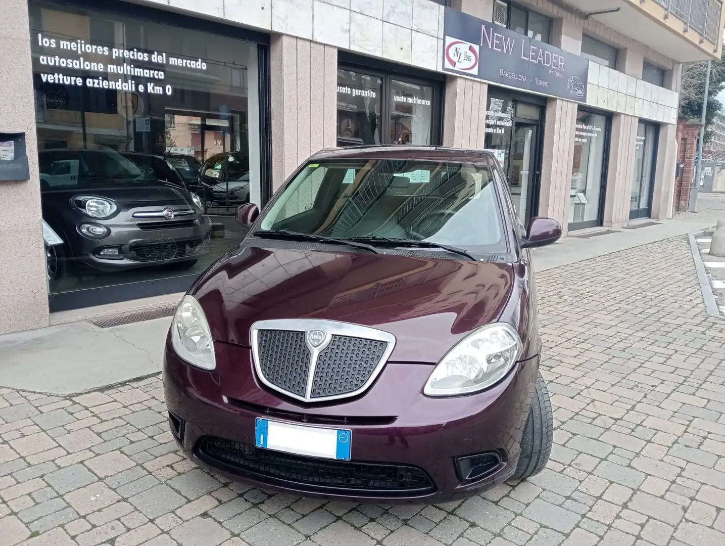 Lancia Ypsilon 1.2 8v 60 CV Lilla - 2