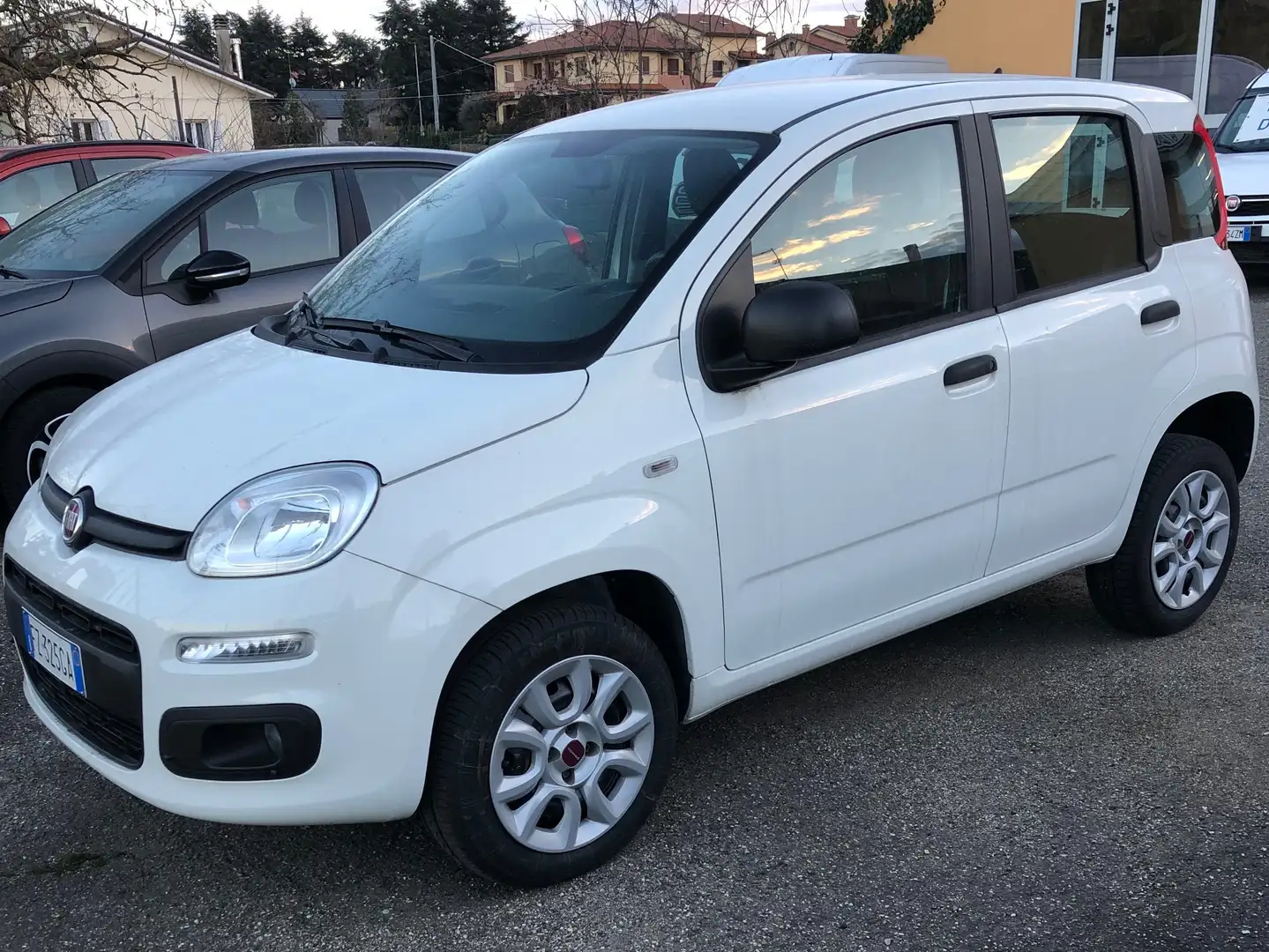 Fiat Panda Panda 0.9 t.air t. natural power Easy 70cv Weiß - 1
