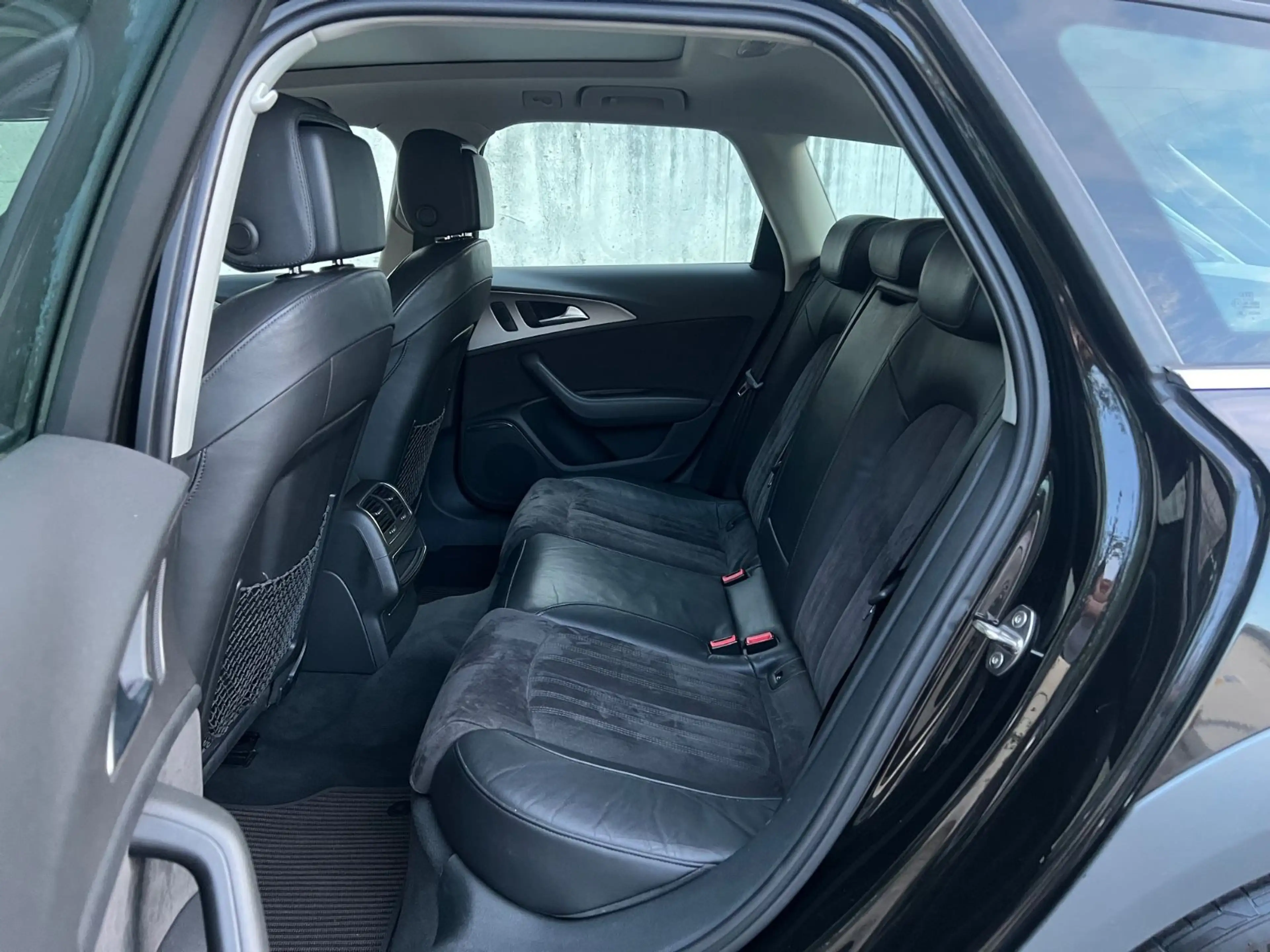 Audi A6 allroad 3.0TDI quattro 180kW S tronic*StandHz — photo 9