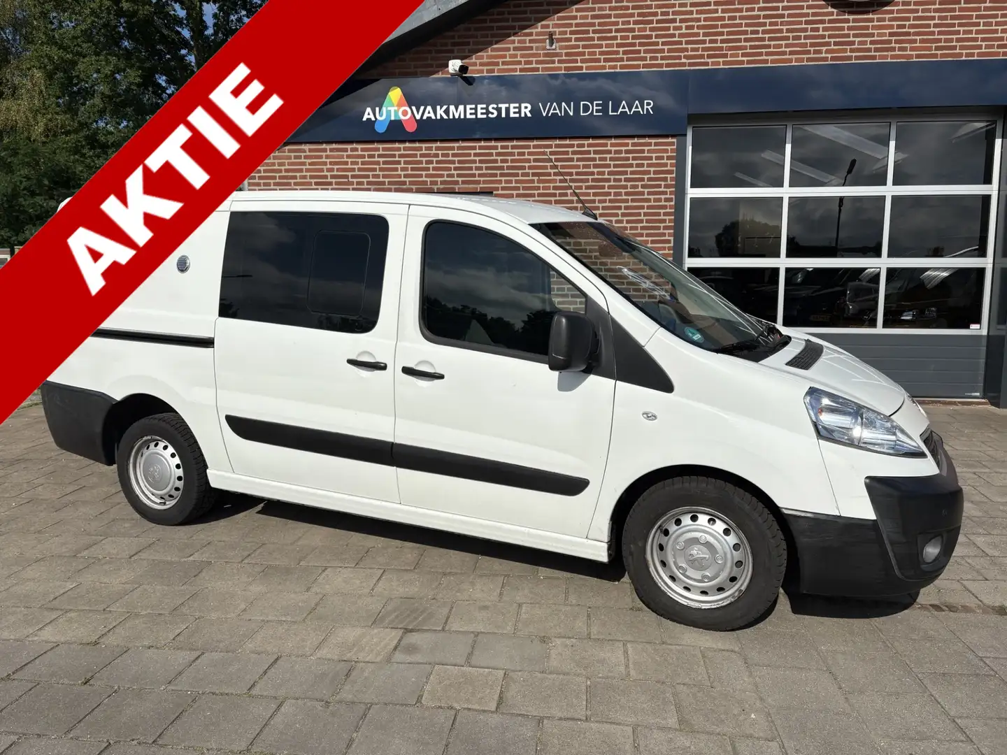 Peugeot Expert 229 2.0 HDI L2H1 DC Navteq 2 94kw 5 persoons BTW / Biały - 1