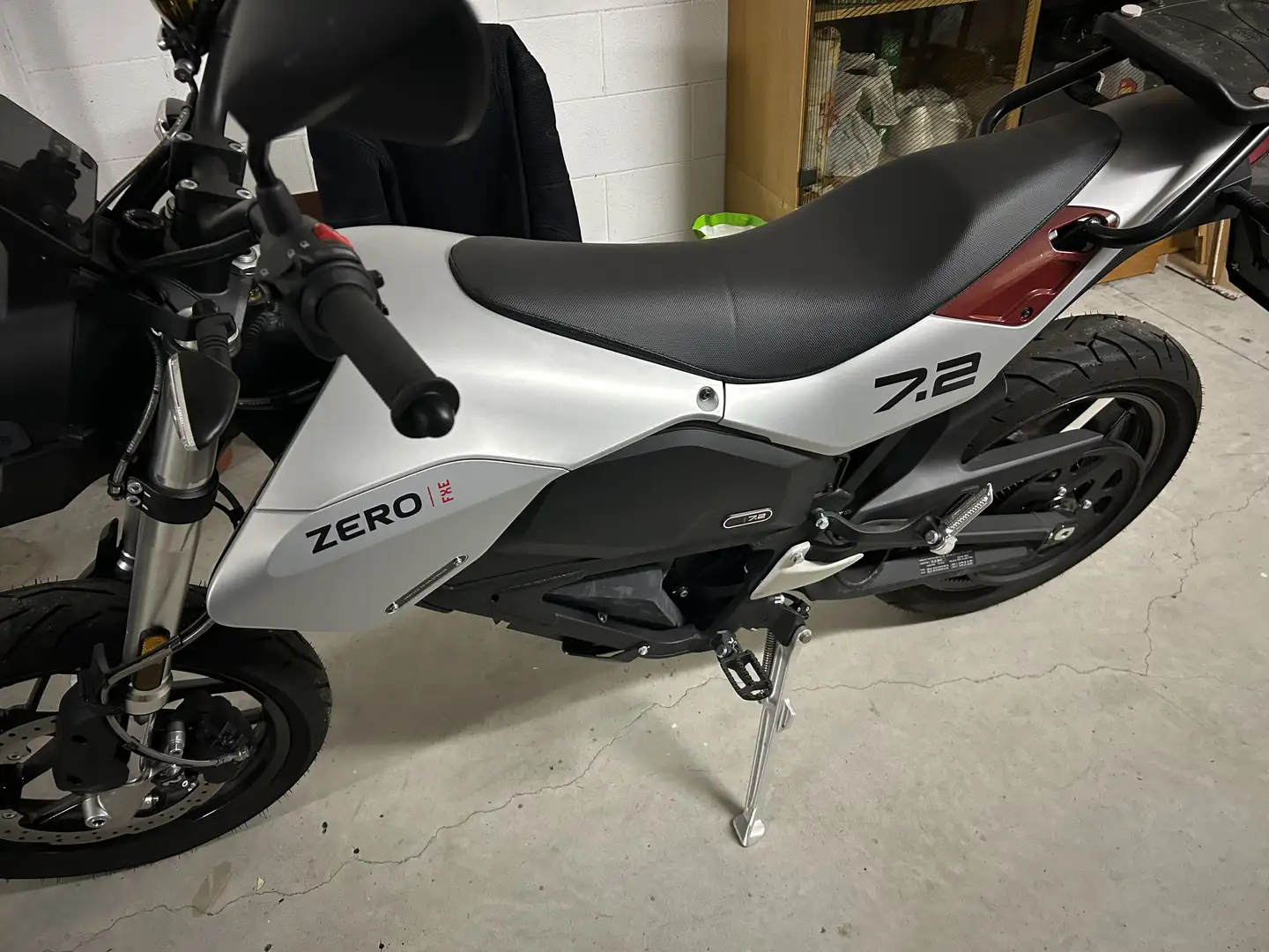 Zero Zero FXE ZF7.2 - 2