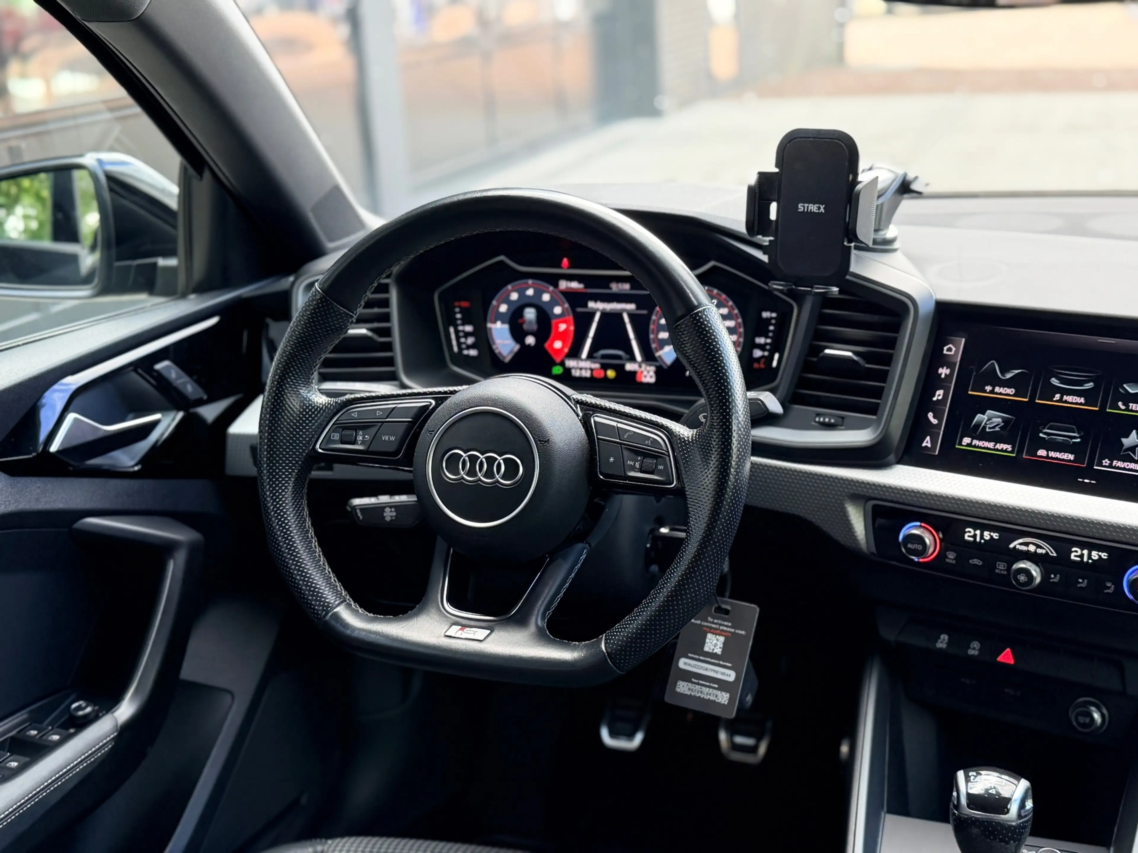 Audi A1 Sportback 25 TFSI S edition | S-Line | Camera | LE — photo 16
