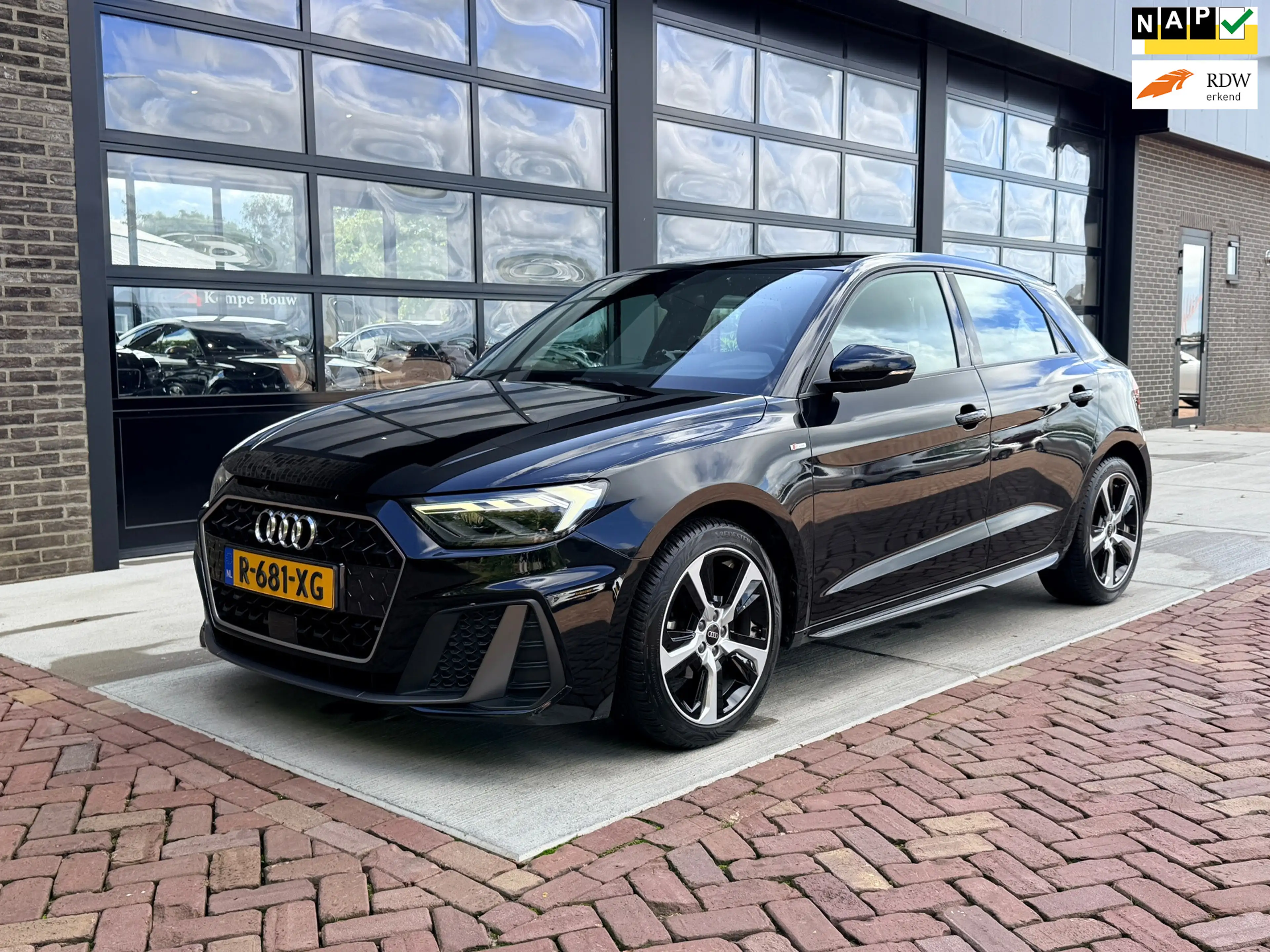 Audi A1 Sportback 25 TFSI S edition | S-Line | Camera | LE