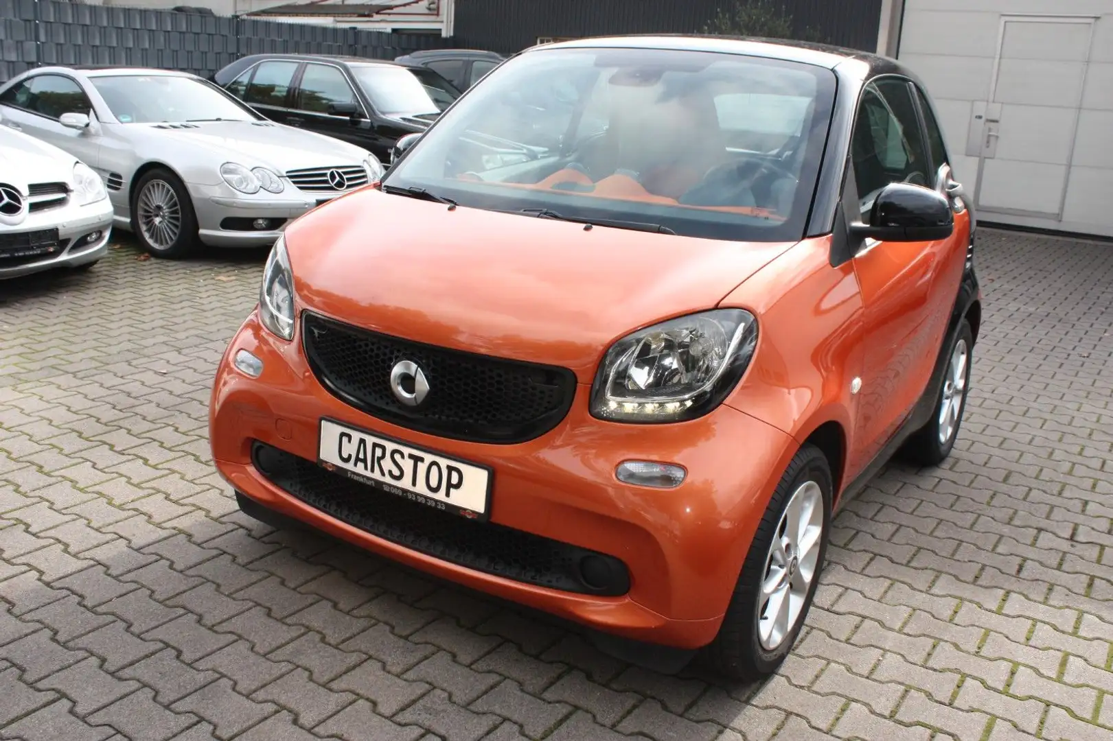 smart forTwo Basis 52kW.Klima*Glasdach*Navi Noir - 2