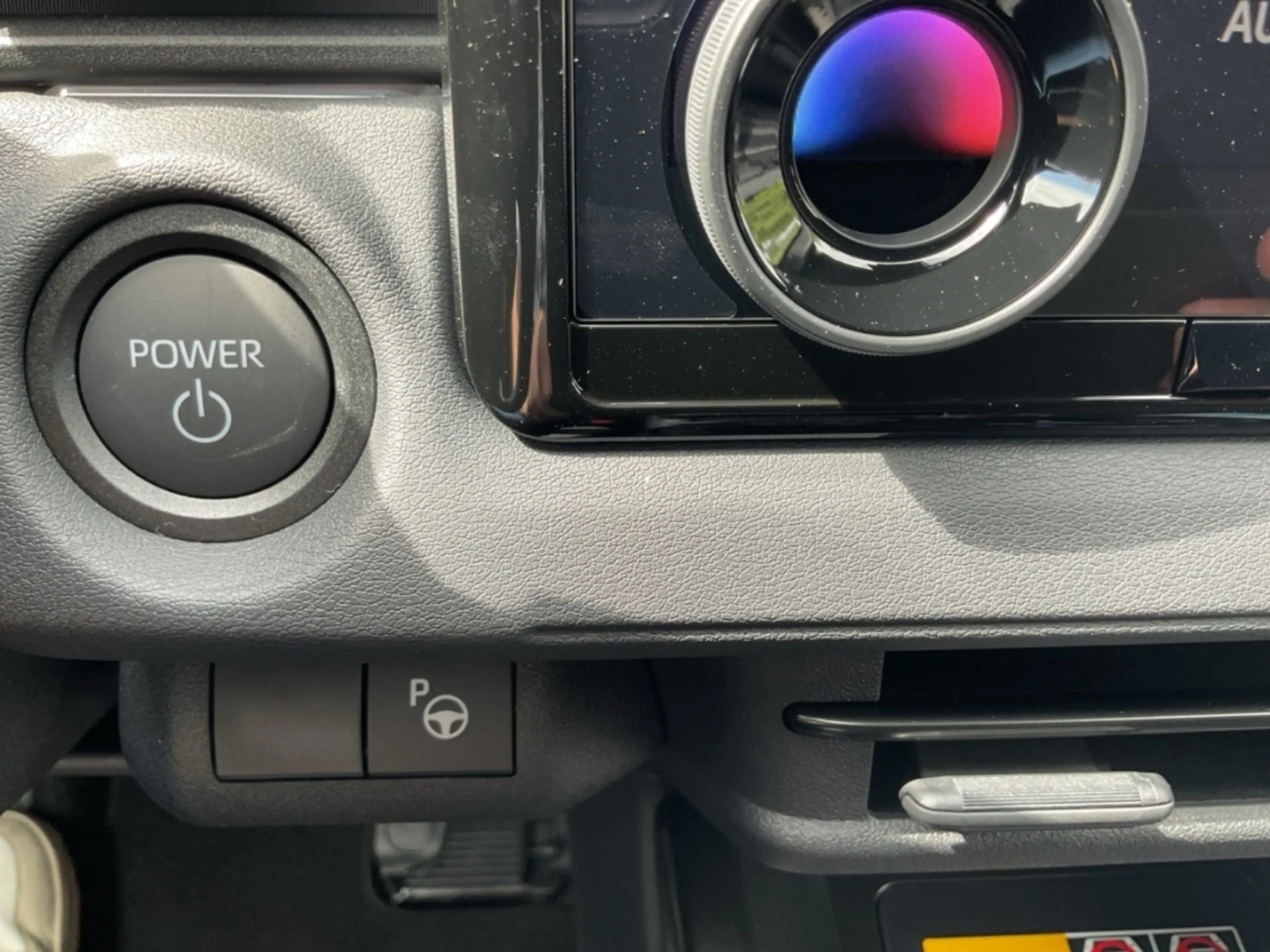 Toyota C-HR+ BEV 165kW ECV 4x2 5-tuerig - SUV TEAMPLAYER — photo 13