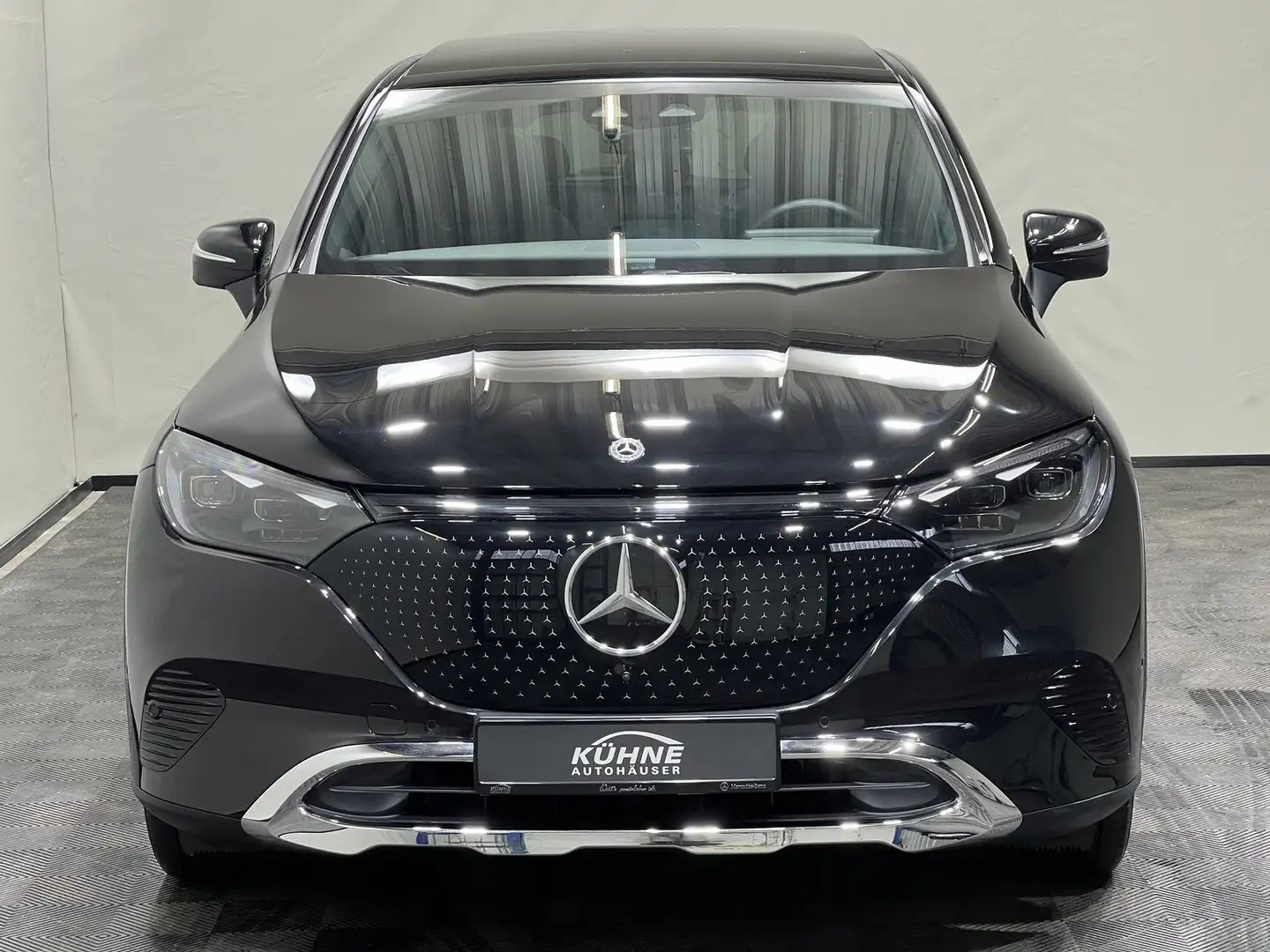Mercedes-Benz EQE SUV EQE 300 Electric Art Premium 4xSHZ 360° Pano Negru - 2
