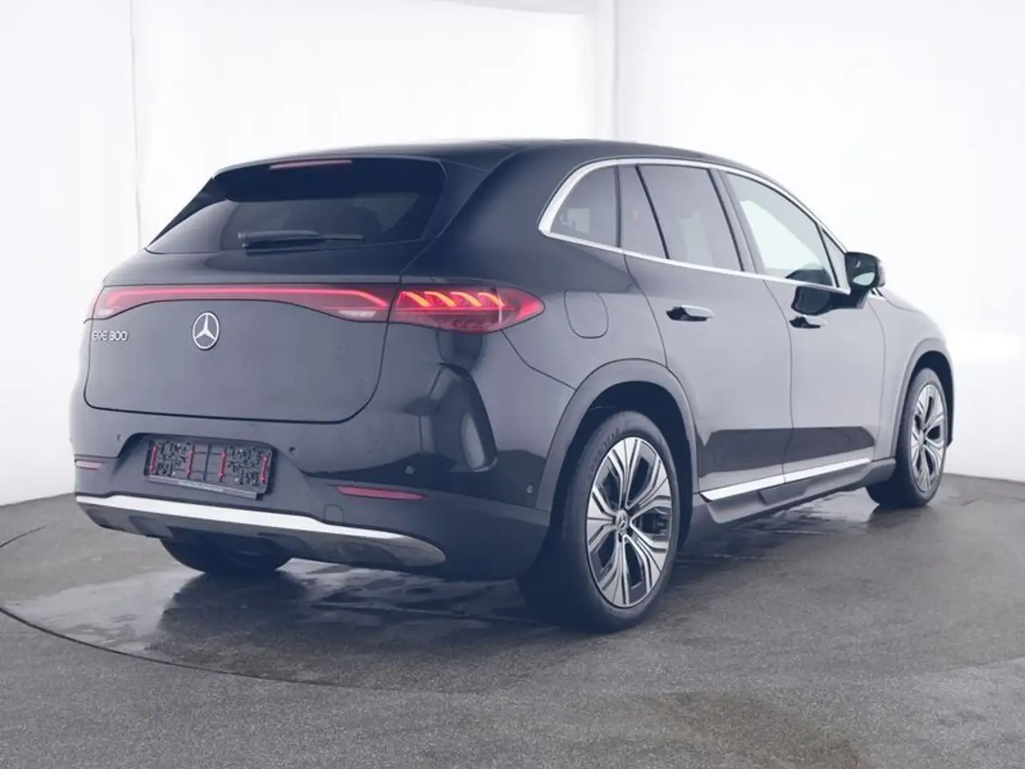 Mercedes-Benz EQE SUV EQE 300 Electric Art Premium 4xSHZ 360° Pano Zwart - 2