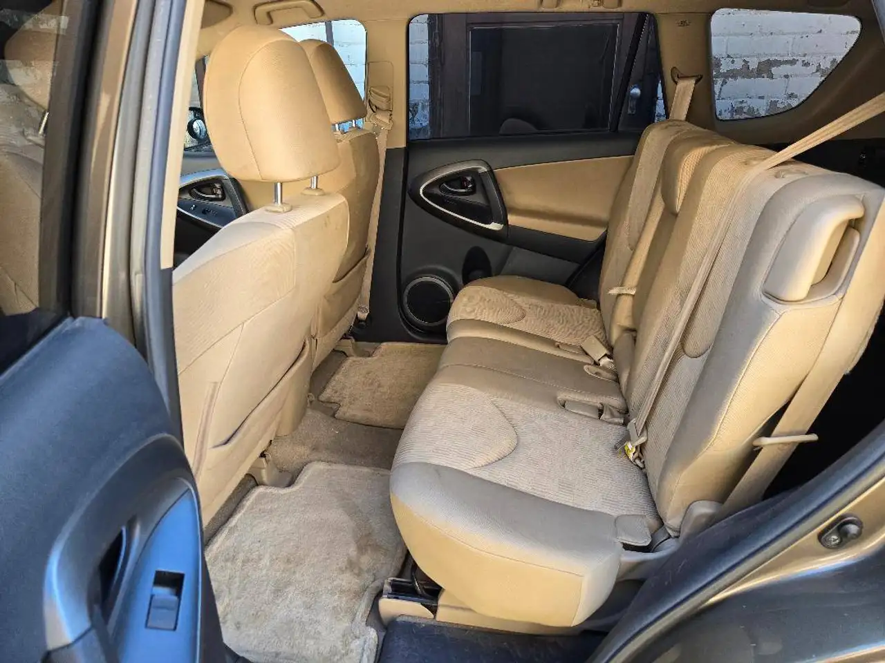 Toyota RAV 4 снимка Toyota RAV 4