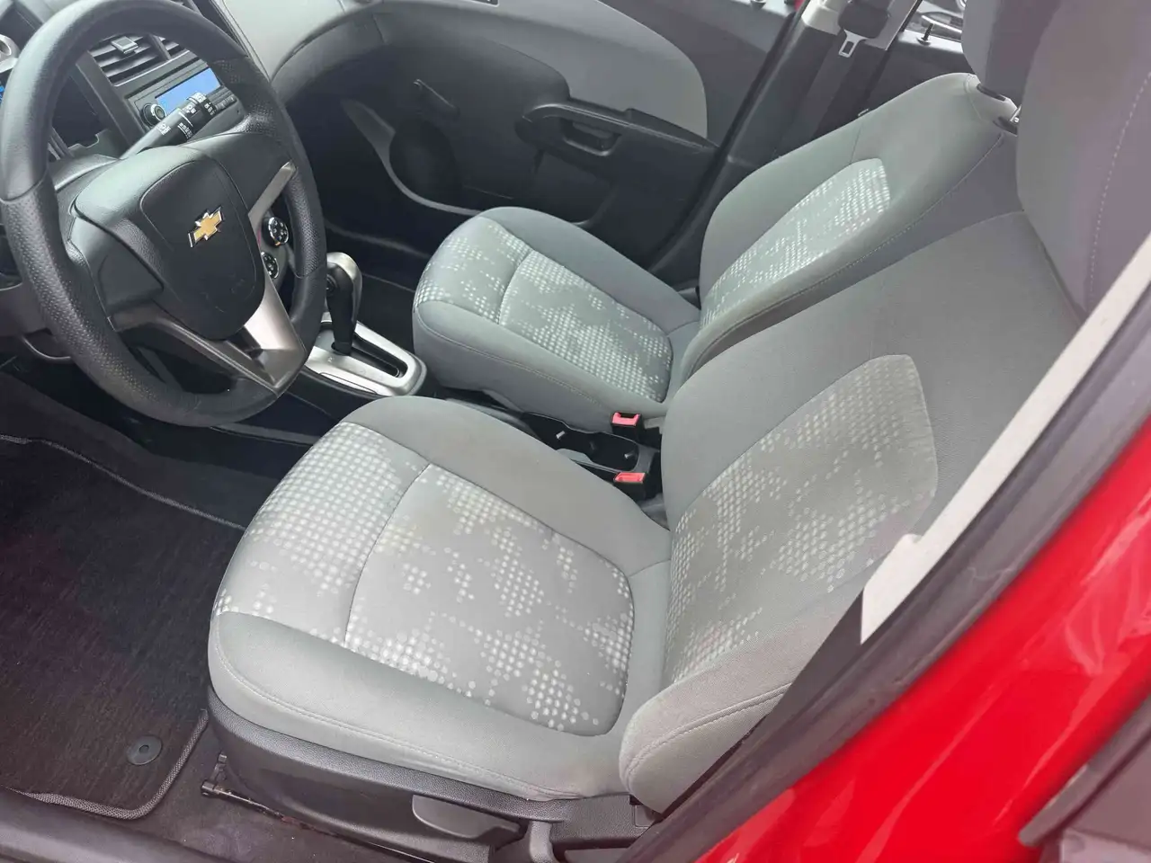 Chevrolet Sonic photo Chevrolet Sonic