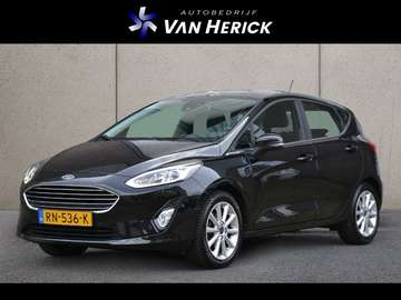 1.0 EcoBoost Titanium 100PK | Navigatie | Parkeers