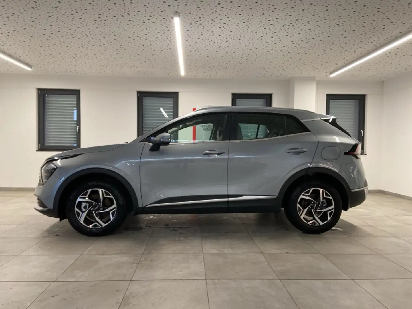 Kia Sportage 1.6 T-GDI MHEV Vision Navi LED Kamera Silber - 2