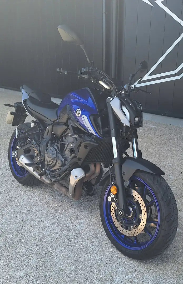 Yamaha MT-07 - 2