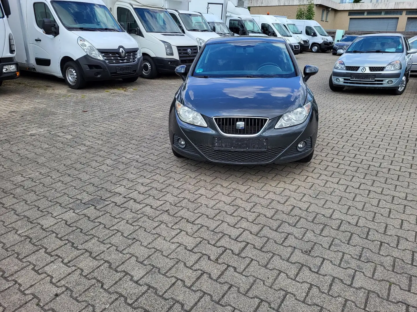 SEAT Ibiza SC Sport 1000 Euro FESTPREIS Gris - 1
