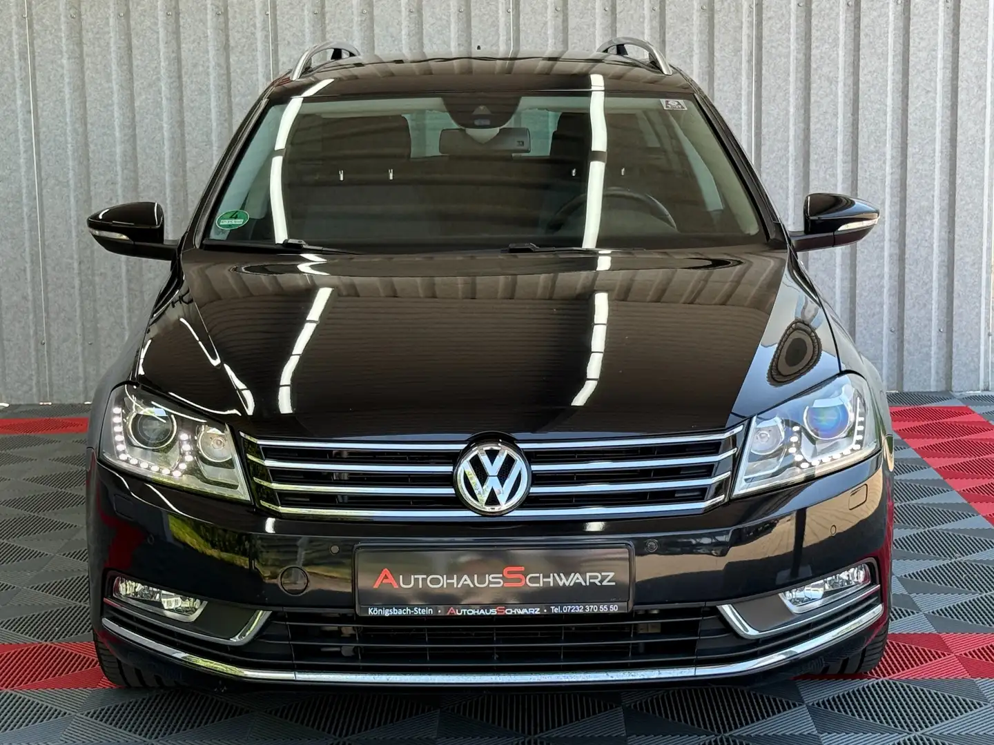 Volkswagen Passat Variant Passat Business Variant DSG AHK Led Kamera Navi Zwart - 2