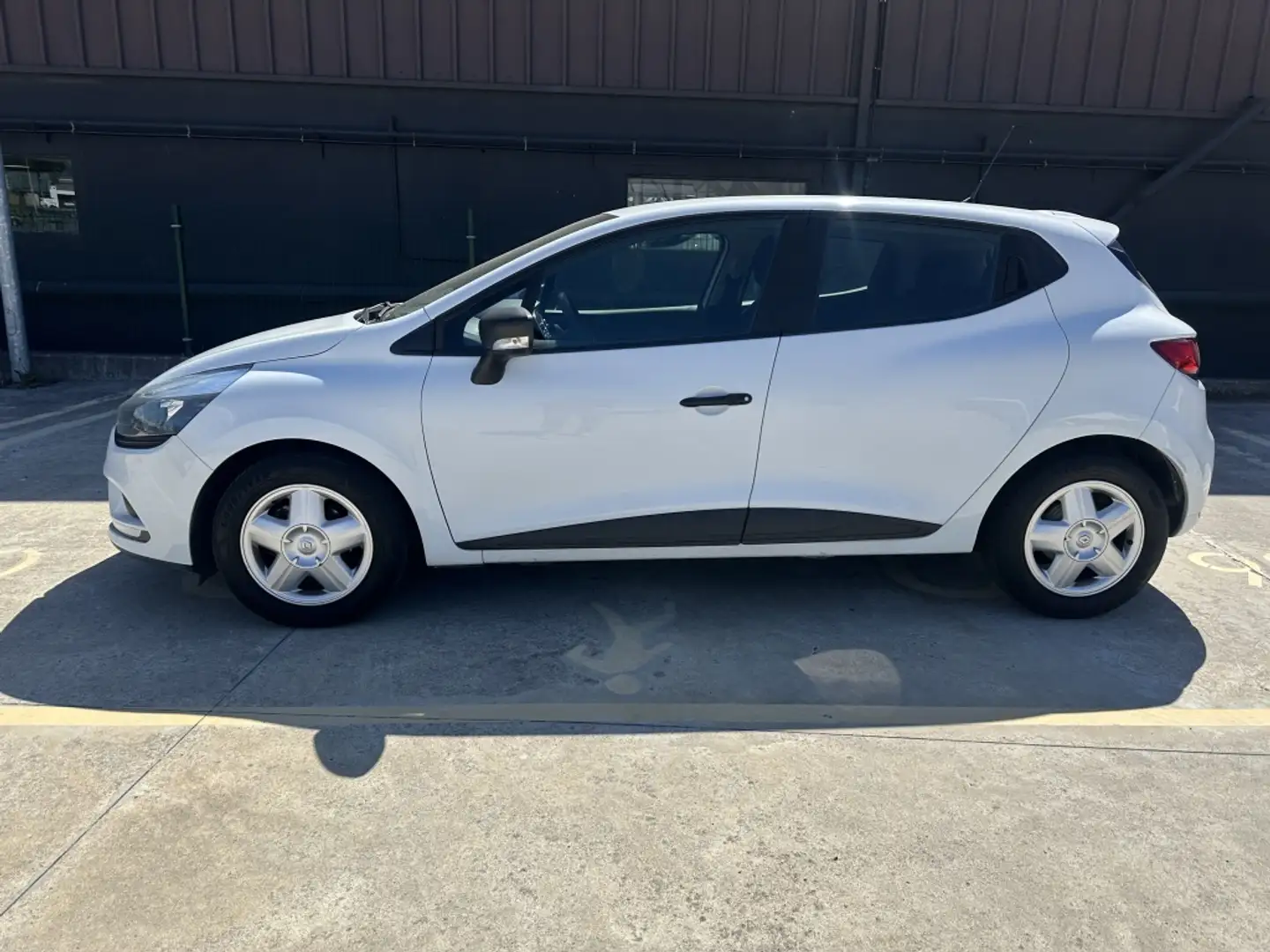 Renault Clio 1.5dCi Energy Business 55kW Blanc - 2